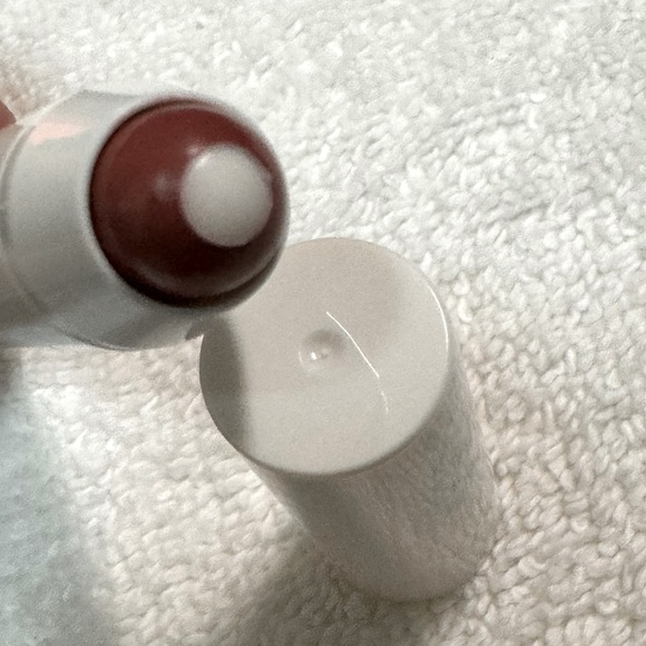 Julep It’s Balm Full Coverage Lip Crayon in 90’s Neutral 2.3g BRAND NEW IN BOX - Picture 9 of 11